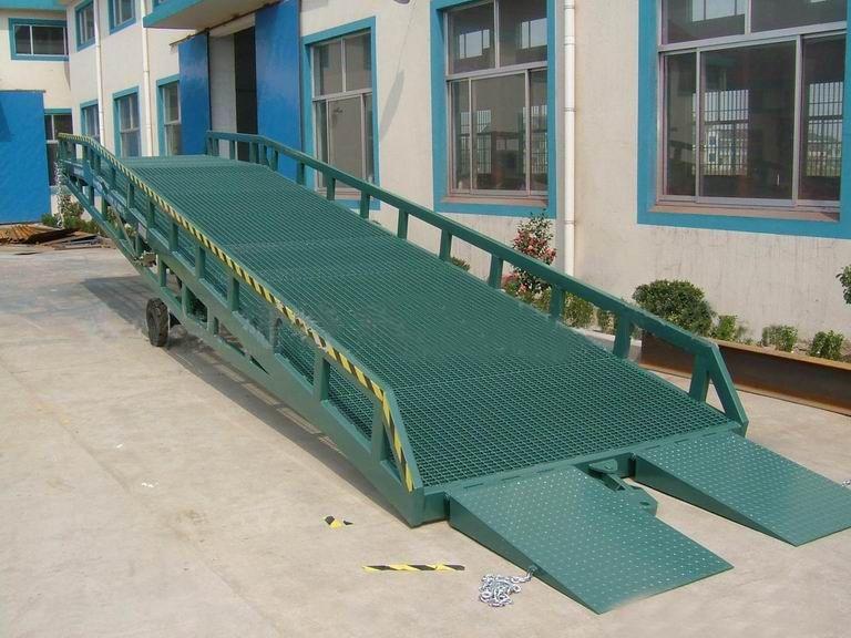 营口登车桥厂家