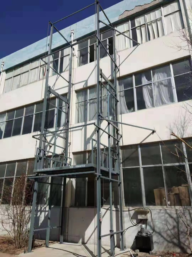 营口室外贴墙货梯